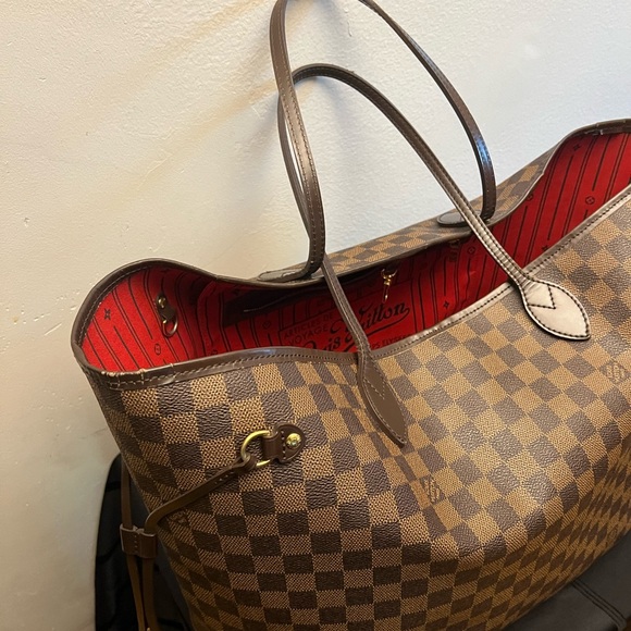 Louis Vuitton Brown Checkered Tote Bag - Picture 11 of 16
